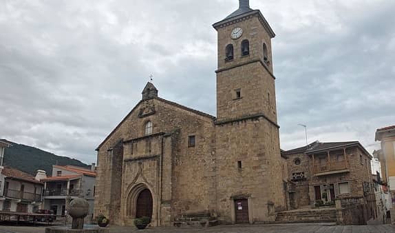 La iglesia de Santiago en Losar, declarada Bien de Interés Cultural