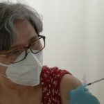 Comienza la vacunación de la gripe y del refuerzo de la covid-19 para los mayores de 60 años