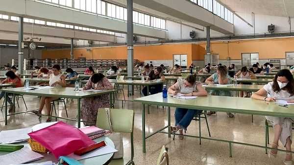 6.233 aspirantes concurren a las oposiciones al Cuerpo de Maestros en Extremadura