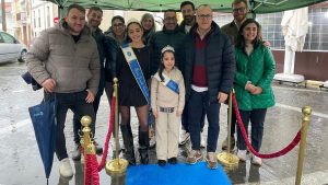 reinas infantil y juvenil